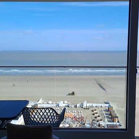 Modern Studio With Beautiful Sea View - 9Th Floor Blankenberge Eksteriør billede